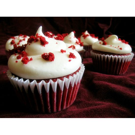 09_40_24_590_red_velvet_cupcakes